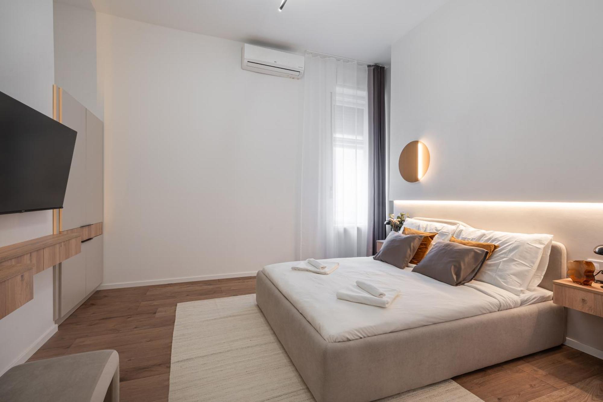 You Boutique Suites, Best Location By Bqa Budapest Exterior foto
